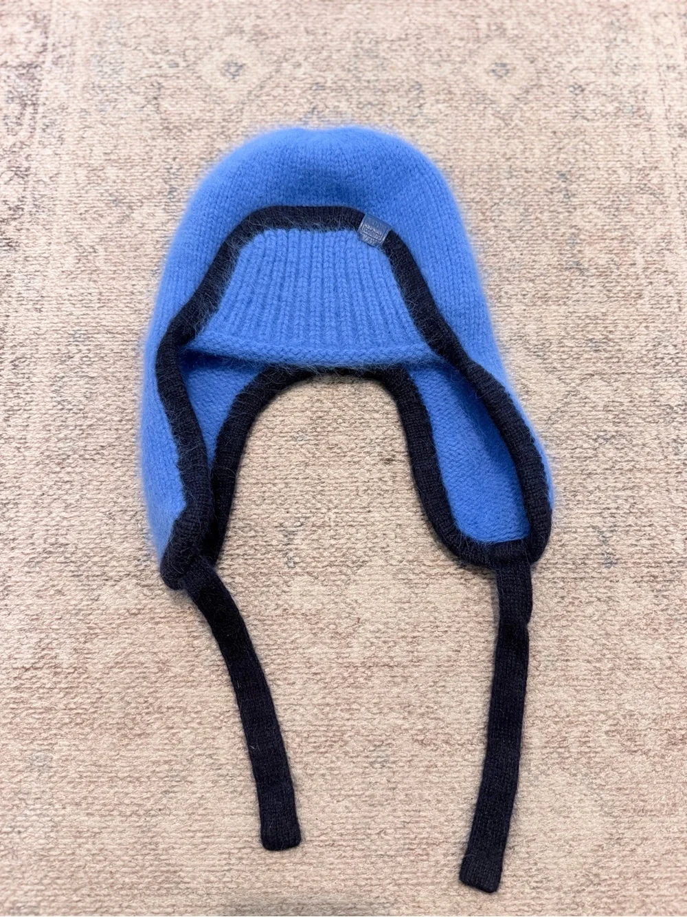 Mjúk Iceland Angora Wool Kids Chin-Tie Beanie Blue Black Limited Edition